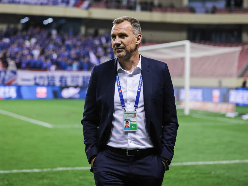 映了当今金 映了当今金