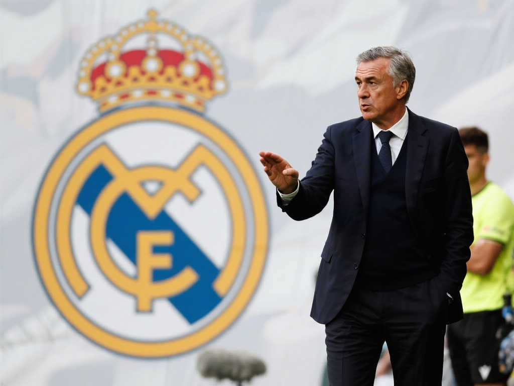 新春走基层丨“一老一小” 的冰雪欢乐颂.